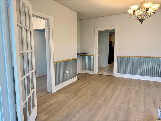 214 S 4th Street, Wills Point, TX 75169