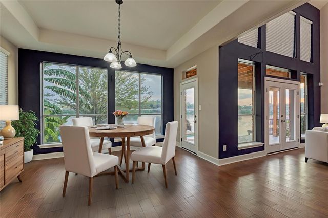 373 Bayshore Drive, Montgomery, TX 77356