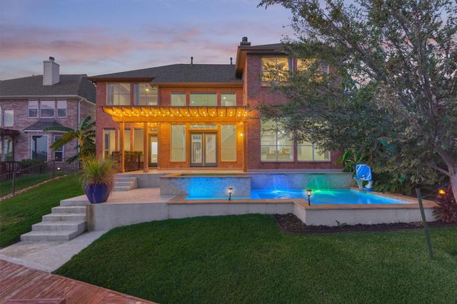 373 Bayshore Drive, Montgomery, TX 77356