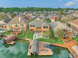 373 Bayshore Drive, Montgomery, TX 77356