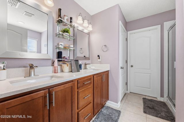 16315 HUNTERS HOLLOW Trail, Jacksonville, FL 32218