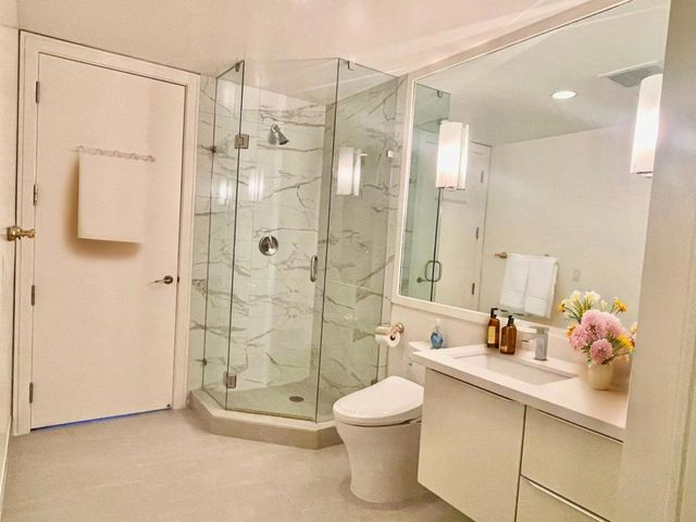 219 Brannan Street 2F, San Francisco, CA 94107