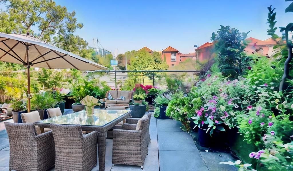 Image 3 of property listing at 219 Brannan Street 2F, San Francisco, CA 94107