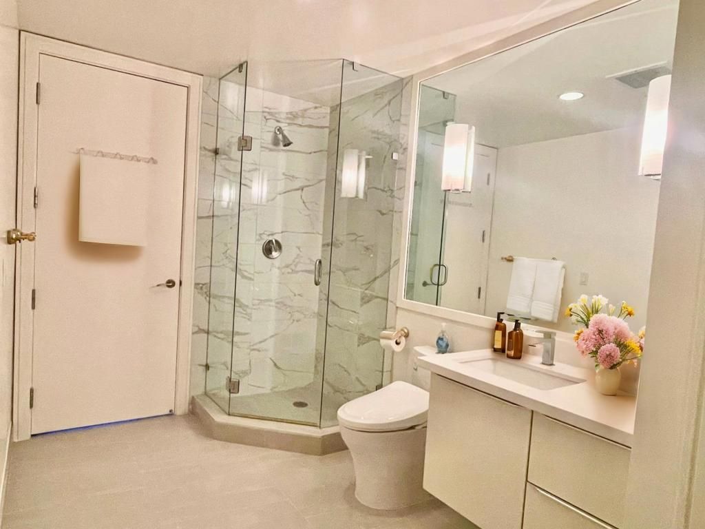 Image 8 of property listing at 219 Brannan Street 2F, San Francisco, CA 94107