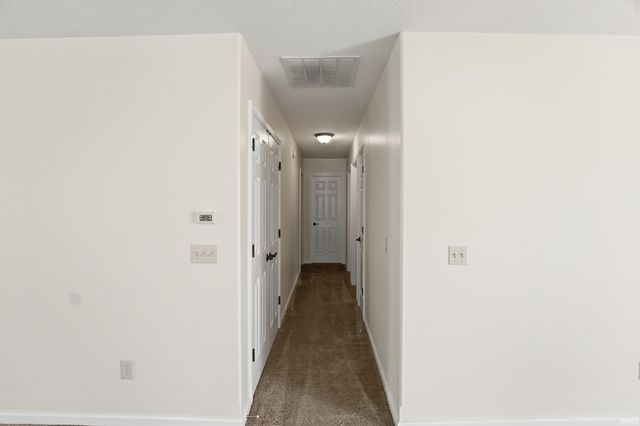 4104 Ravens Cove Run, Fort Wayne, IN 46818