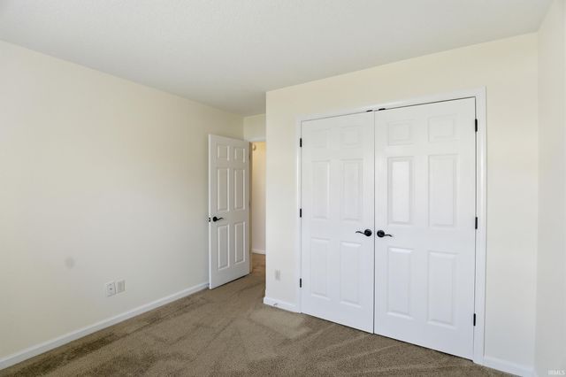 4104 Ravens Cove Run, Fort Wayne, IN 46818