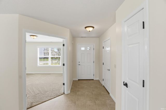 4104 Ravens Cove Run, Fort Wayne, IN 46818