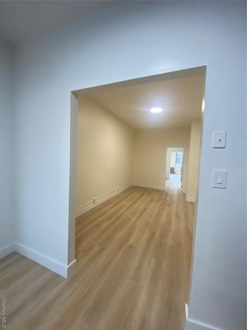 7317 72nd Street, Glendale, NY 11385