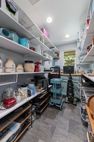 151 Hornet Lane, Grants Pass, OR 97527