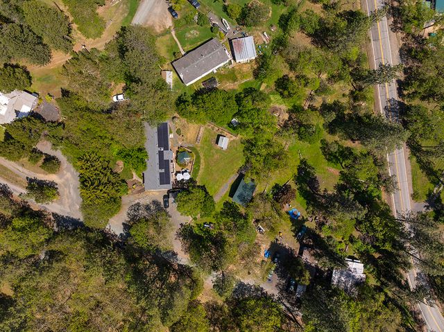 151 Hornet Lane, Grants Pass, OR 97527