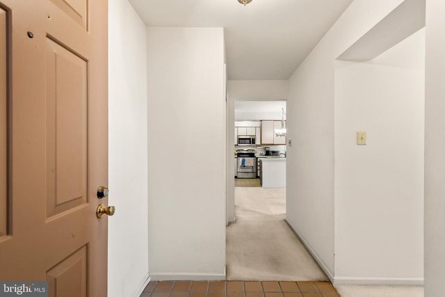 1323 EAGLES RIDGE DR, Chesterbrook, PA 19087