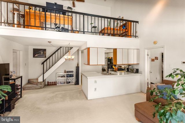 1323 EAGLES RIDGE DR, Chesterbrook, PA 19087