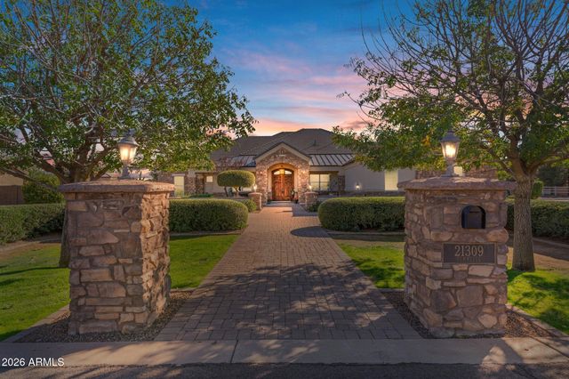 21309 E PUMMELOS Road, Queen Creek, AZ 85142