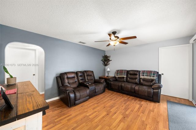 421 Fiat, Sebring, FL 33872