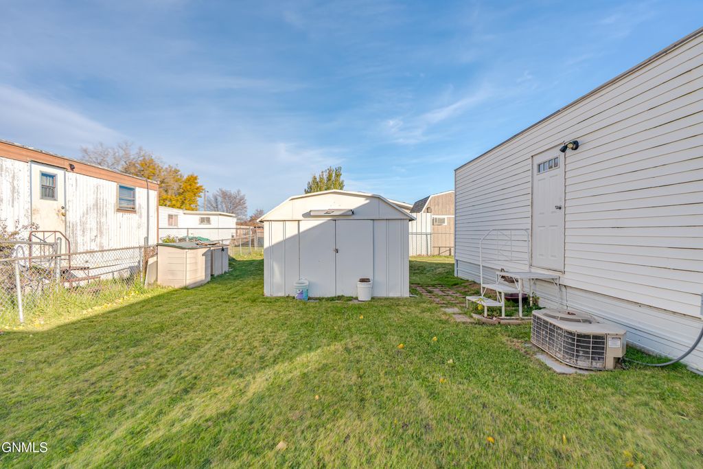 145 Georgia Street, Bismarck, ND 58504 photo 26