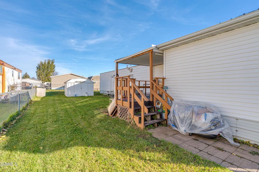 145 Georgia Street, Bismarck, ND 58504 photo 27