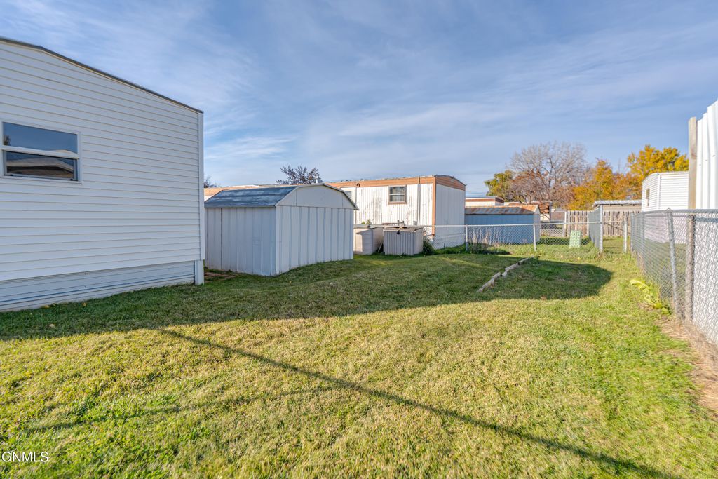 145 Georgia Street, Bismarck, ND 58504 photo 32