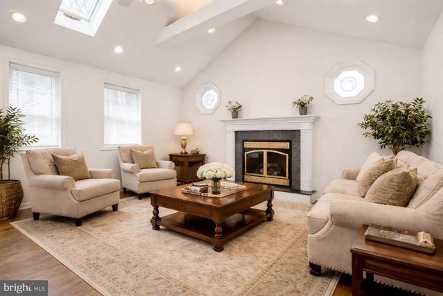 360 DEB LN, Warminster, PA 18974