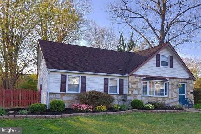 360 DEB LN, Warminster, PA 18974