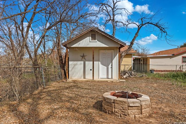 343 W Palfrey, San Antonio, TX 78223