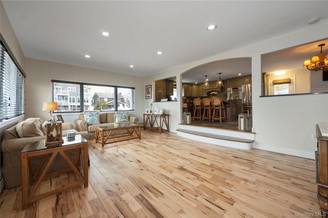 629 E Pine Street, Long Beach, NY 11561