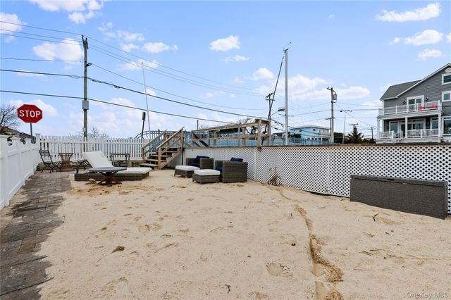 629 E Pine Street, Long Beach, NY 11561