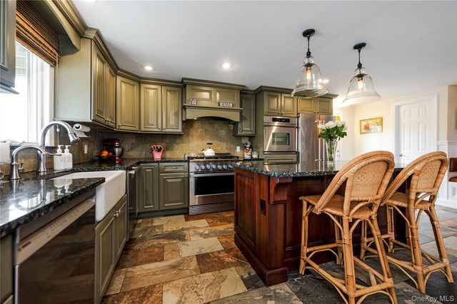 629 E Pine Street, Long Beach, NY 11561