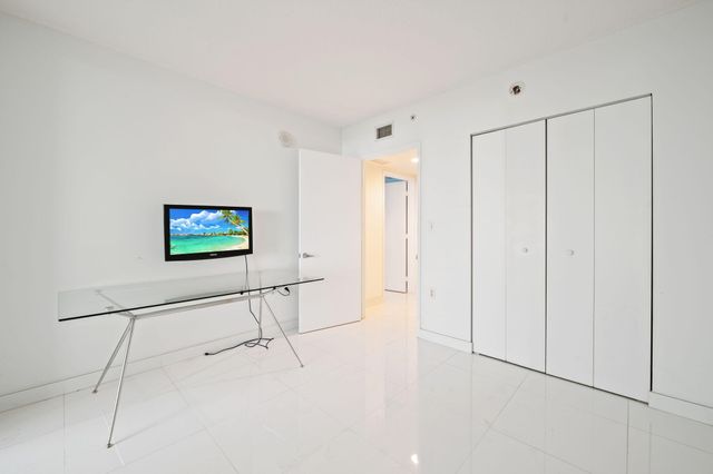 200 Sunny Isles Boulevard 2-806, Sunny Isles Beach, FL 33160