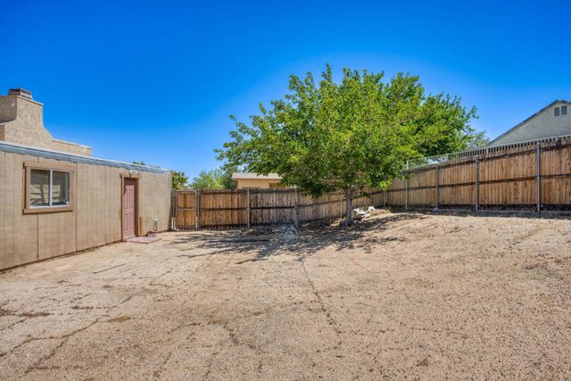8588 Taft Court, Yucca Valley, CA 92284