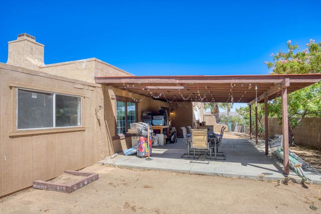 8588 Taft Court, Yucca Valley, CA 92284
