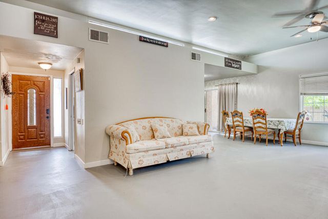 8588 Taft Court, Yucca Valley, CA 92284