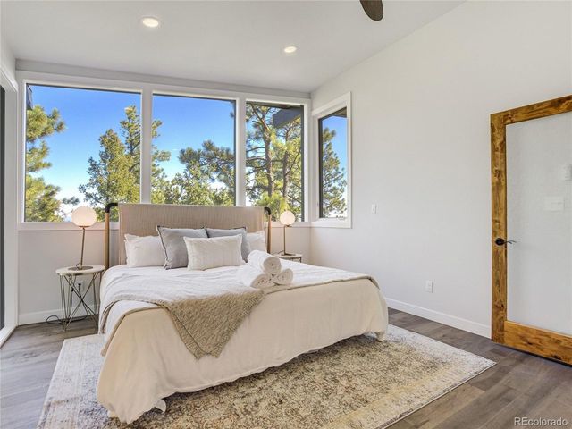 17 Pine Rd, Colorado Springs, CO 80906