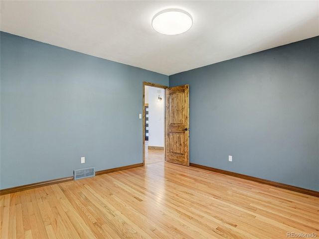 17 Pine Rd, Colorado Springs, CO 80906