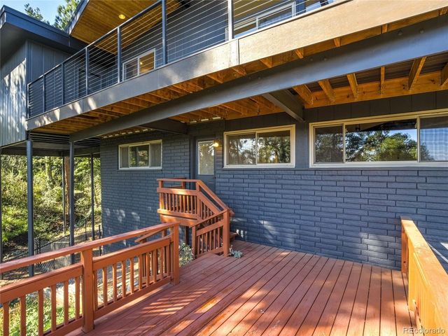 17 Pine Rd, Colorado Springs, CO 80906