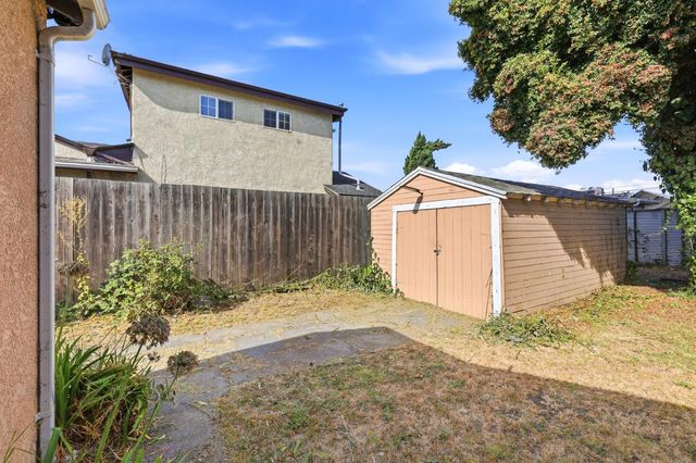 1029 73rd Ave, Oakland, CA 94621