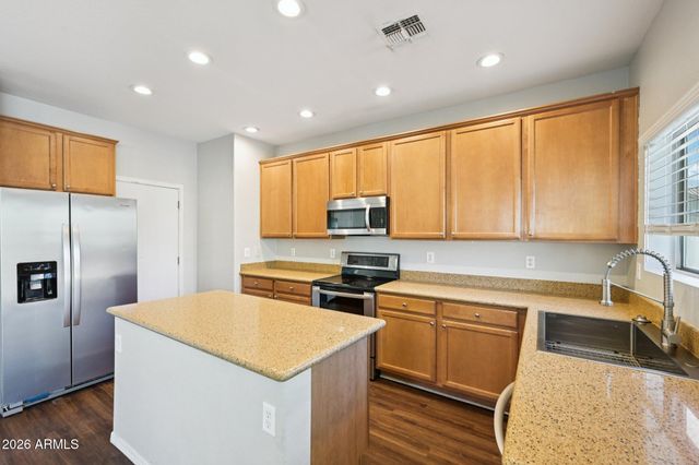 9598 N 81ST Drive, Peoria, AZ 85345