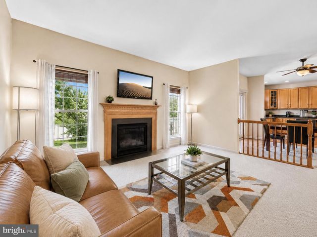 1303 NORTHERN LIGHTS DR, Upper Marlboro, MD 20774
