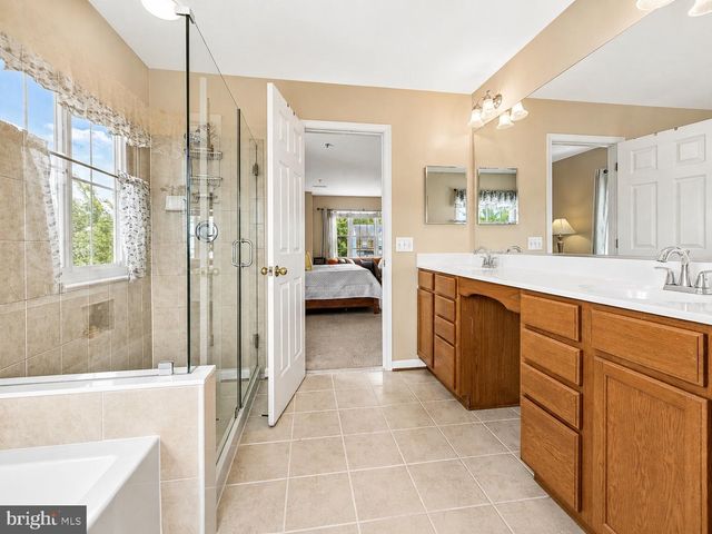 1303 NORTHERN LIGHTS DR, Upper Marlboro, MD 20774