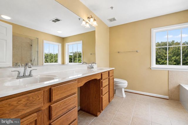 1303 NORTHERN LIGHTS DR, Upper Marlboro, MD 20774