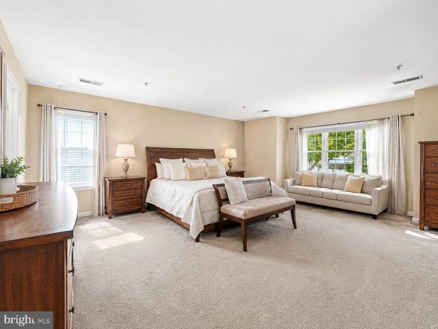 1303 NORTHERN LIGHTS DR, Upper Marlboro, MD 20774