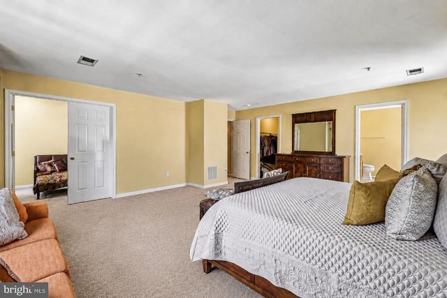 1303 NORTHERN LIGHTS DR, Upper Marlboro, MD 20774