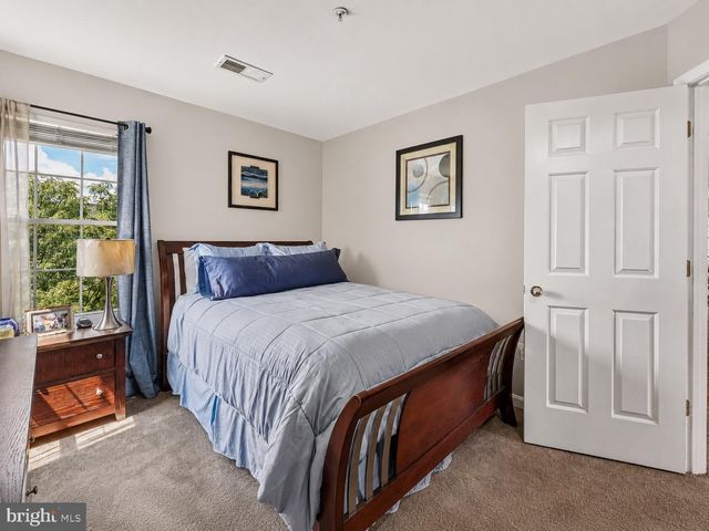 1303 NORTHERN LIGHTS DR, Upper Marlboro, MD 20774