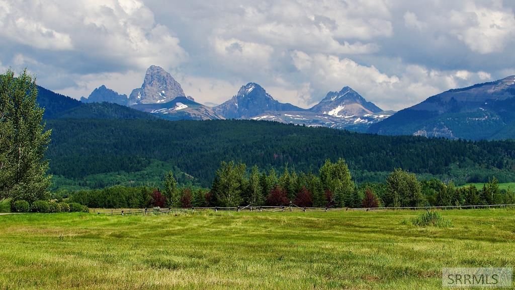 Image 1 of property listing at 1990 Snow Crest Ranch Drive, Driggs, ID 83422