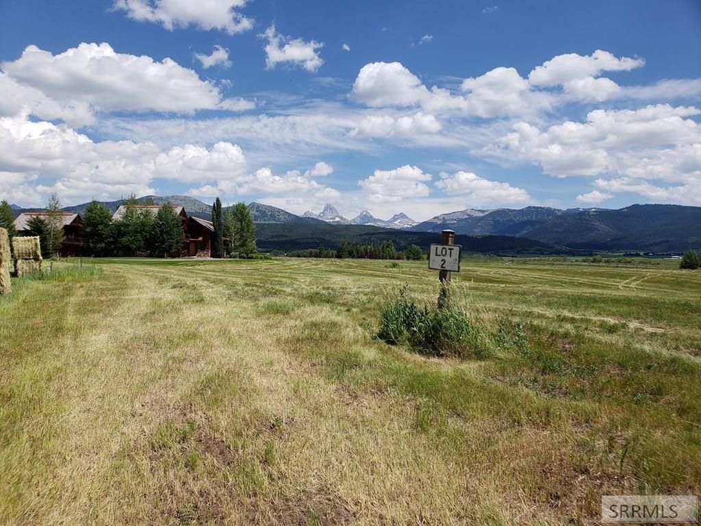 Image 14 of property listing at 1990 Snow Crest Ranch Drive, Driggs, ID 83422