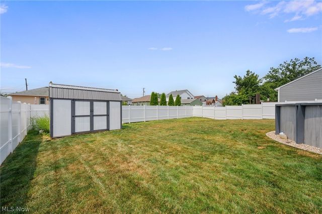 116 Zenith Court, Eastlake, OH 44095