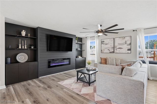 116 Zenith Court, Eastlake, OH 44095
