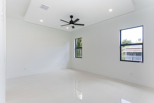 6574 Rigger Road, Lake Worth, FL 33462