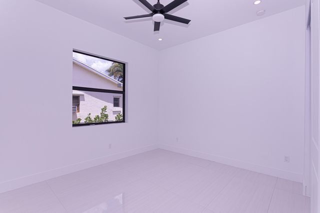 6574 Rigger Road, Lake Worth, FL 33462