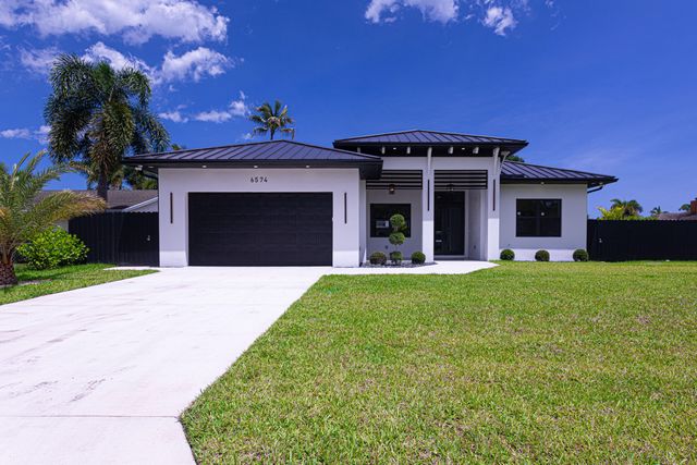 6574 Rigger Road, Lake Worth, FL 33462