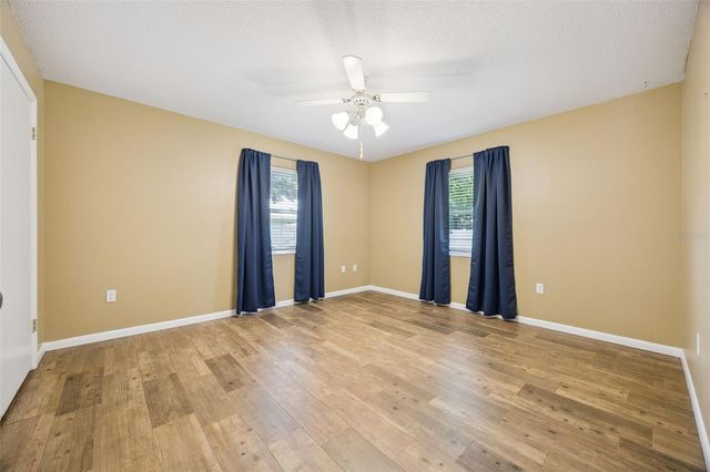 80 WHITCOMB AVENUE, Umatilla, FL 32784